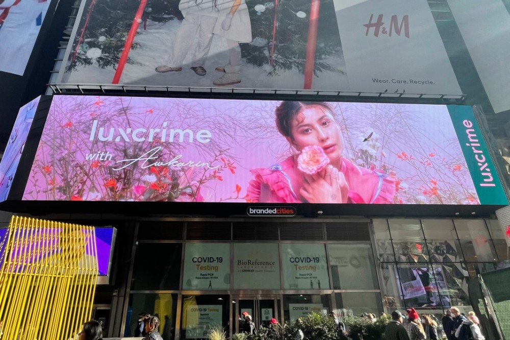 Luxcrime, Merek Indonesia Tampil di Times Square New York